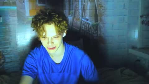 Nelis online show from 04/18/26, 09:48