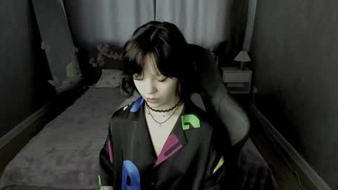 Snapshot of loly_cuttie chatting on 05/10/26, 01:11 Loly online show from 05/10/26, 01:11