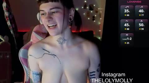 Snapshot of lolymolli chatting on 01/10/25, 08:26 Molli online show from 01/10/25, 08:26