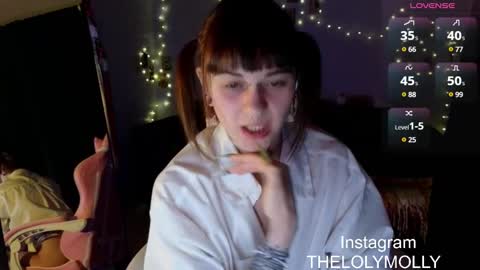 Snapshot of lolymolli chatting on 02/20/25, 05:18 Molli online show from 02/20/25, 05:18