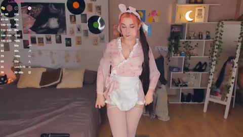 Snapshot of lonagass chatting on 02/09/26, 06:45 Lona online show from 02/09/26, 06:45