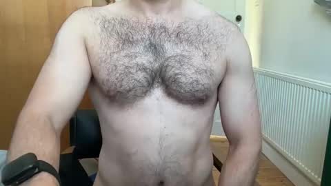 slim fit London online show from 04/08/26, 11:32