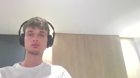 london_tomy online show from 09/13/25, 04:34