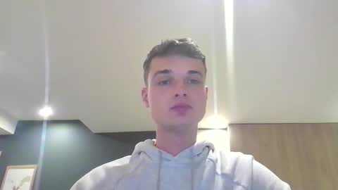 london_tomy online show from 09/18/25, 10:45