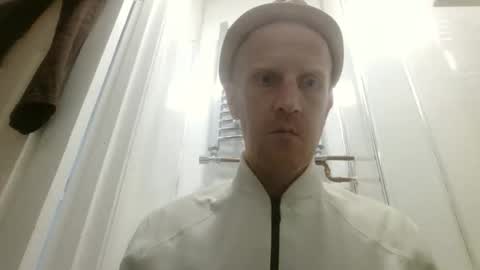 londonerg online show from 09/23/25, 10:07