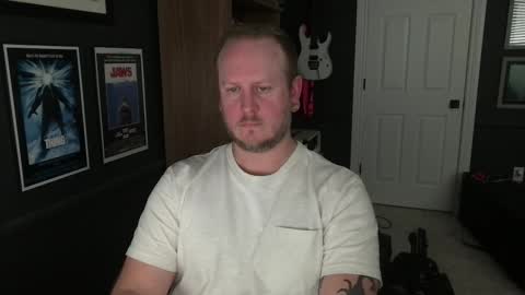 Snapshot of lone_string chatting on 02/10/25, 07:17 Lone online show from 02/10/25, 07:17