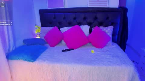 Jennifer  online show from 01/20/25, 09:53