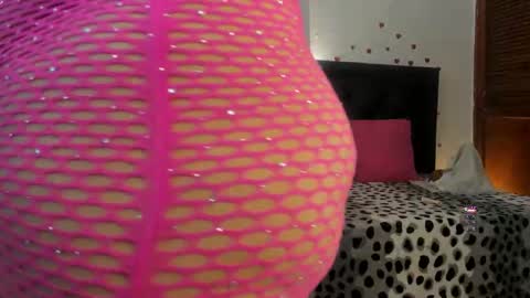 Jennifer  online show from 11/08/25, 06:07