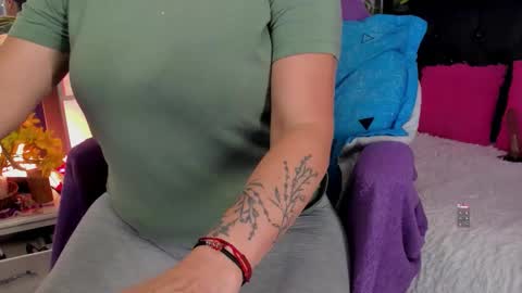 Jennifer  online show from 02/12/26, 04:35