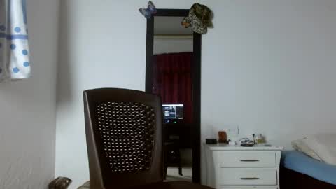 Snapshot of lonelydick2002 chatting on 05/16/26, 10:47 lonelydick2002 online show from 05/16/26, 10:47