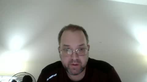 Lonely Man online show from 04/18/26, 07:23