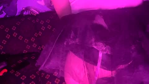 Snapshot of longbeachcd69 chatting on 01/25/25, 08:31 longbeachcd69 online show from 01/25/25, 08:31