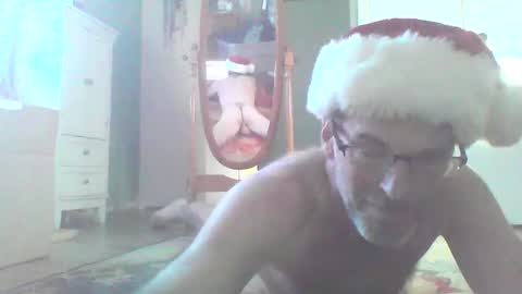 Snapshot of longbowrider555 chatting on 12/04/24, 01:42 Jeff online show from 12/04/24, 01:42