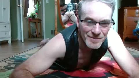 Snapshot of longbowrider555 chatting on 03/07/25, 05:06 Jeff online show from 03/07/25, 05:06