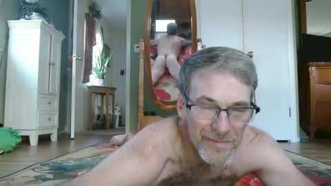 Snapshot of longbowrider555 chatting on 10/22/25, 12:49 Jeff online show from 10/22/25, 12:49
