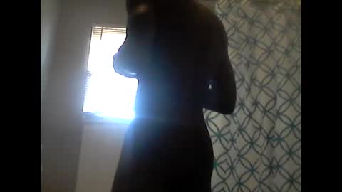 Snapshot of longjohnpurp29 chatting on 09/12/25, 02:39 how can i plz u online show from 09/12/25, 02:39