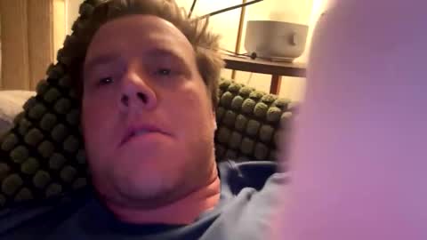 Snapshot of longjohnsilverskin chatting on 02/02/26, 01:04 longjohnsilverskin online show from 02/02/26, 01:04