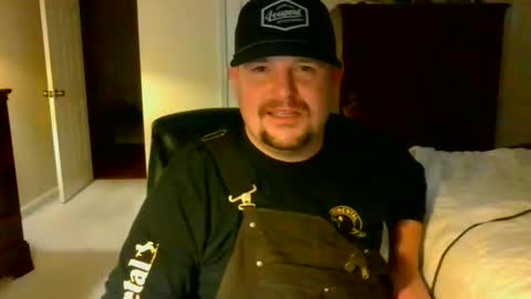 Snapshot of longlastingviking chatting on 12/16/25, 01:21 longlastingviking online show from 12/16/25, 01:21