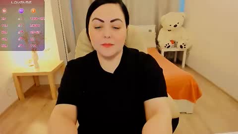 Nina online show from 01/13/26, 12:43