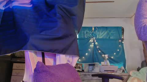 Londoncashmere69  online show from 12/09/24, 05:41