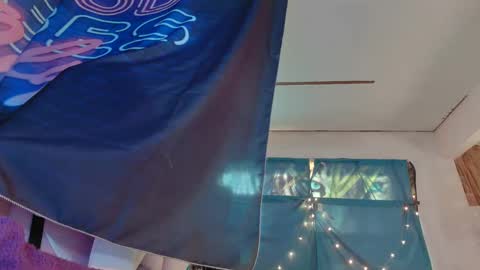 Londoncashmere69  online show from 12/10/24, 03:12