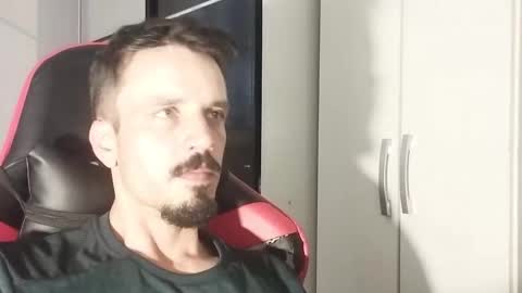 Snapshot of lookaz4010 chatting on 12/05/24, 05:28 Lucas online show from 12/05/24, 05:28