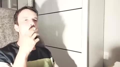 Lucas online show from 12/13/25, 07:53