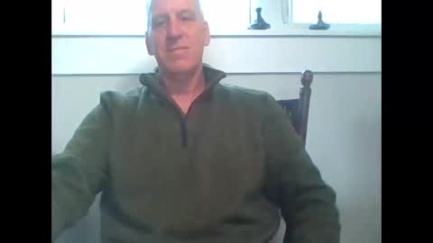 Snapshot of lookingforanopening chatting on 11/25/25, 04:51 lookingforanopening online show from 11/25/25, 04:51