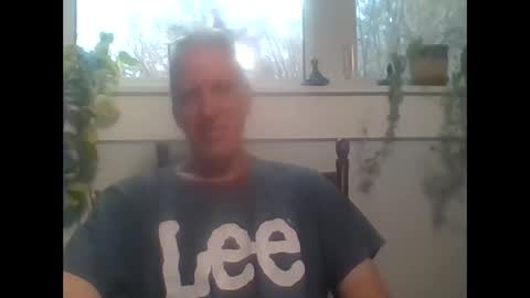 Snapshot of lookingforanopening chatting on 12/20/25, 06:26 lookingforanopening online show from 12/20/25, 06:26