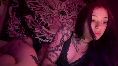 lookingforlona online show from 09/10/25, 04:07