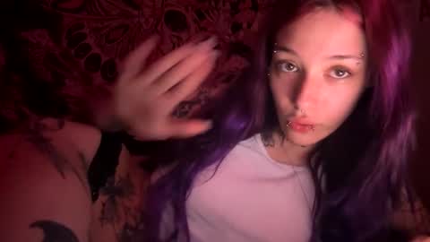 lookingforlona online show from 09/19/25, 04:03