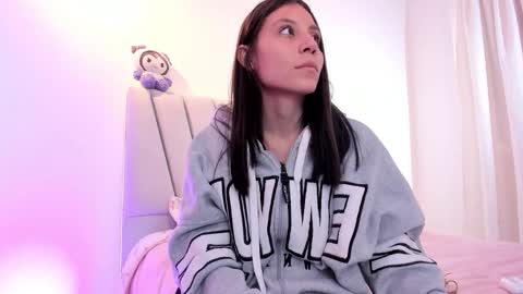 Loly online show from 12/02/25, 03:29