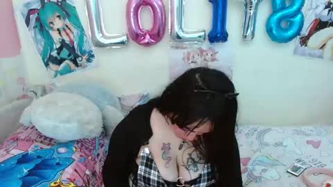 Snapshot of looltalizekatana chatting on 12/02/24, 08:30 alize online show from 12/02/24, 08:30