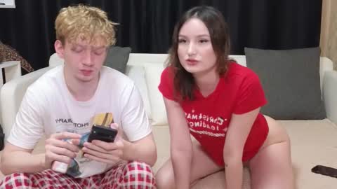 Snapshot of loossers chatting on 10/13/25, 11:32 Jean and Isa right couple Mark and Eva left couple online show from 10/13/25, 11:32