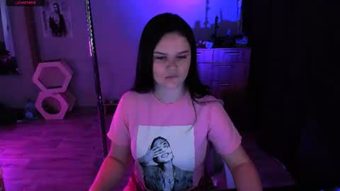 Snapshot of lora_cain chatting on 06/30/26, 01:12 Lora Cain online show from 06/30/26, 01:12