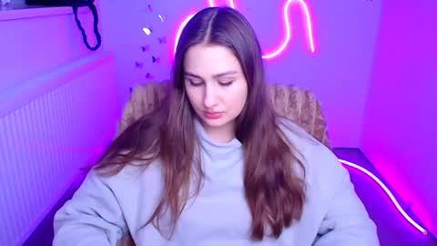 Snapshot of lora_kisses chatting on 02/17/26, 12:23 Lora online show from 02/17/26, 12:23