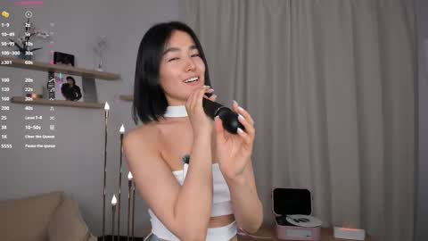 Lora control 2 min for every new Fan Club subscriber online show from 11/26/25, 07:31