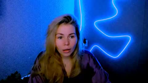 Lora online show from 02/10/26, 02:59