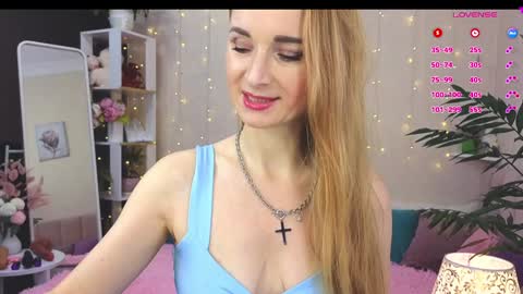 Snapshot of loracolins chatting on 01/12/25, 07:21 LoraColins online show from 01/12/25, 07:21