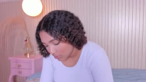 Loraine Rios online show from 01/13/26, 04:18