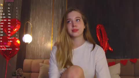 Snapshot of loraineluff chatting on 02/21/25, 09:22 Loraine online show from 02/21/25, 09:22