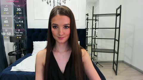 Ur sensual Lora online show from 04/06/26, 07:42