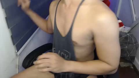 Macky online show from 10/31/25, 02:45