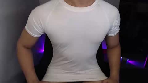 Snapshot of lord_of_cum69 chatting on 05/22/26, 01:35 Macky online show from 05/22/26, 01:35