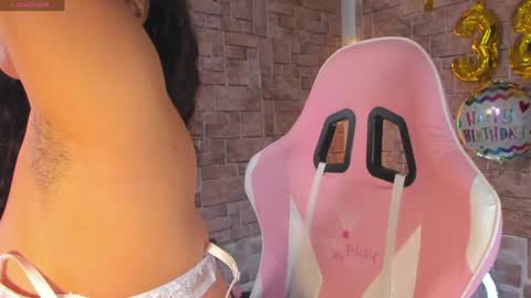 lore_rey online show from 04/21/26, 03:24