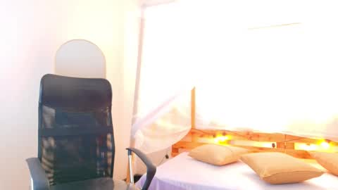 loreanis online show from 02/14/26, 07:32