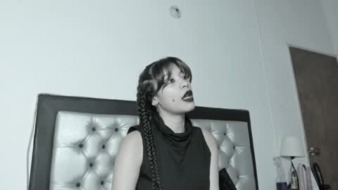 Lore Depp online show from 01/01/25, 06:47