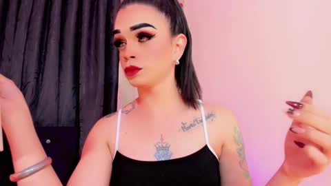 lesly lorena online show from 10/23/25, 03:17