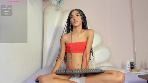 Lorena online show from 12/15/24, 07:42