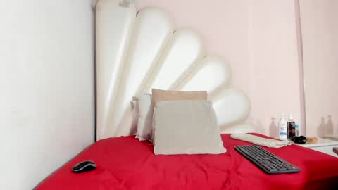 Lorena online show from 01/30/25, 01:31